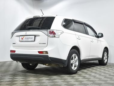 Mitsubishi Outlander 2012 года, 271 898 км - вид 5