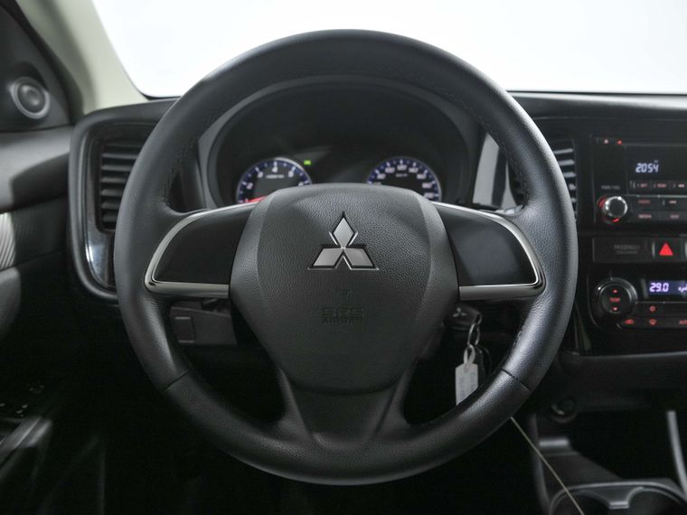 Mitsubishi Outlander 2012 года, 271 898 км - вид 9