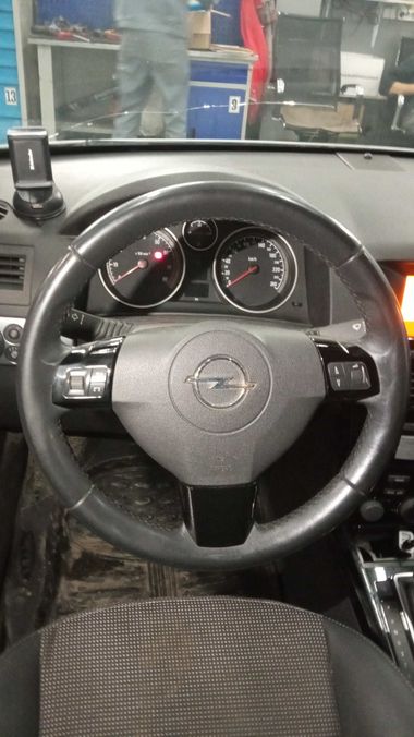 Opel Astra 2012 года, 201 951 км - вид 5