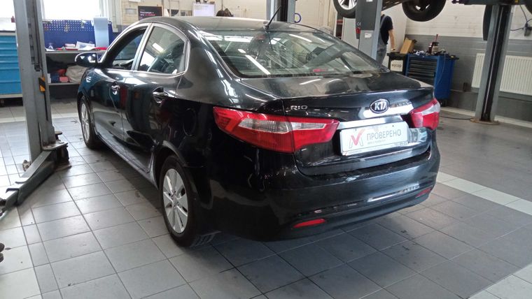 KIA Rio 2013 года, 147 138 км - вид 4