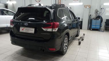 Subaru Forester 2018 года, 73 100 км - вид 3