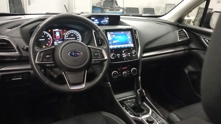 Subaru Forester 2018 года, 73 100 км - вид 5