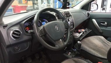 Renault Sandero 2017 года, 126 213 км - вид 5