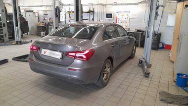Mercedes-Benz A-класс 2019 года, 62 217 км - вид 3