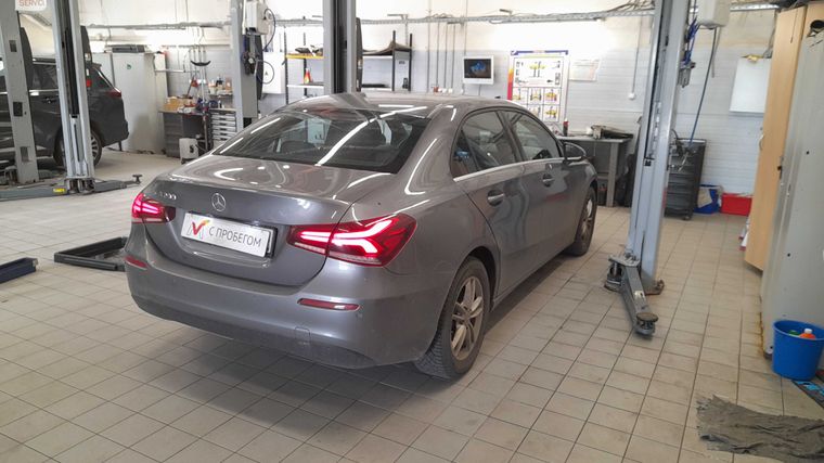 Mercedes-Benz A-класс 2019 года, 62 217 км - вид 3