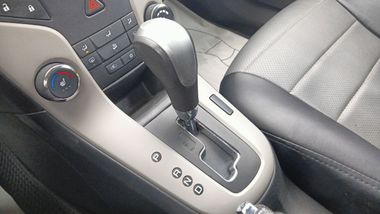 Chevrolet Cruze 2012 года, 194 961 км - вид 13