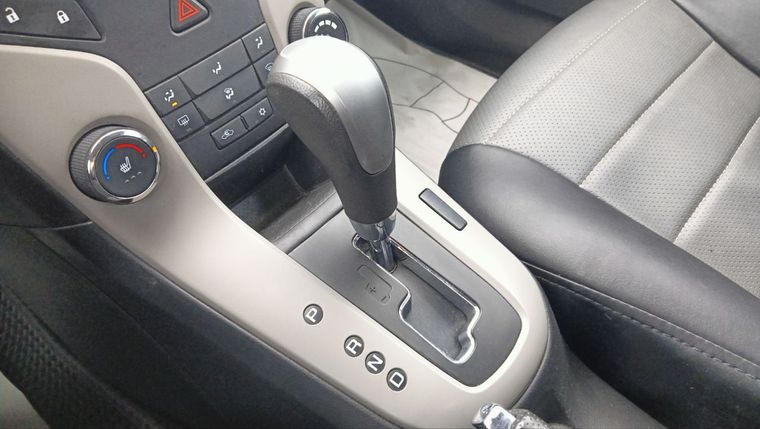 Chevrolet Cruze 2012 года, 194 961 км - вид 13