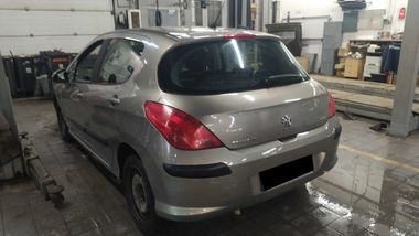 Peugeot 308 2010 года, 185 000 км - вид 4