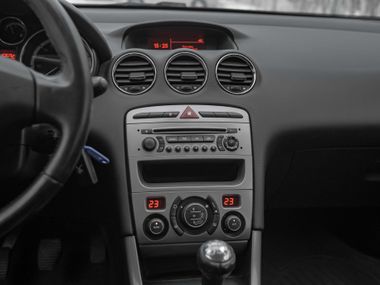 Peugeot 308 2010 года, 185 000 км - вид 7