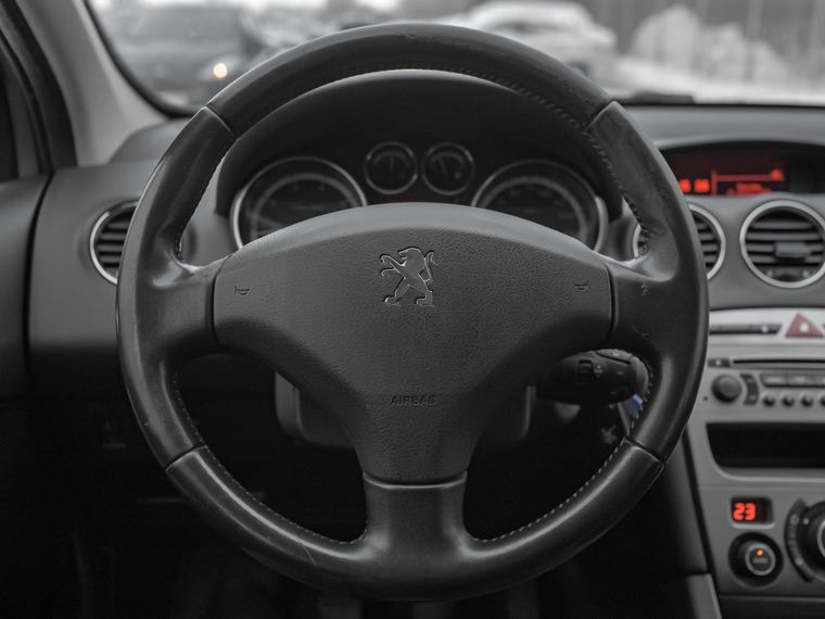 Peugeot 308 2010 года, 185 000 км - вид 6