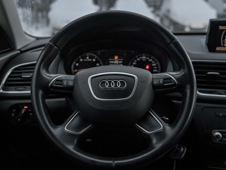 Audi Q3 2015 года, 146 920 км - вид 6