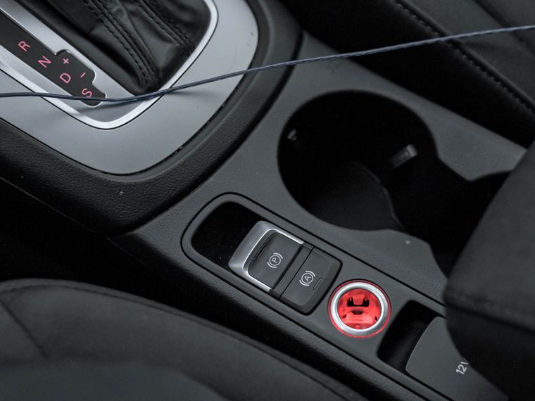 Audi Q3 2015 года, 146 920 км - вид 9