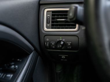 Volvo XC70 2011 года, 296 344 км - вид 10