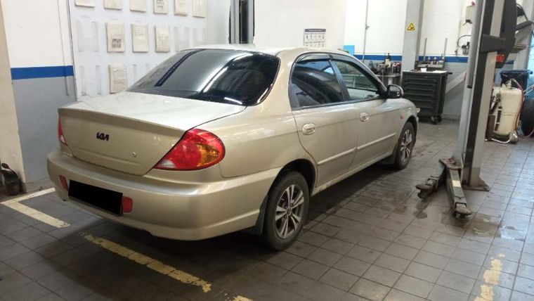 KIA Spectra 2007 года, 265 000 км - вид 3