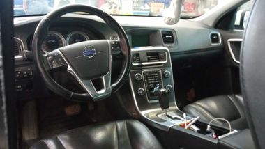 Volvo S60 2012 года, 188 126 км - вид 5