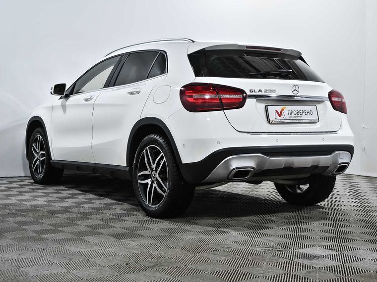 Mercedes-Benz GLA-класс 2018 года, 43 986 км - вид 8