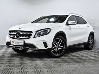 Mercedes-Benz GLA-класс 2018 года, 43 986 км - вид 3