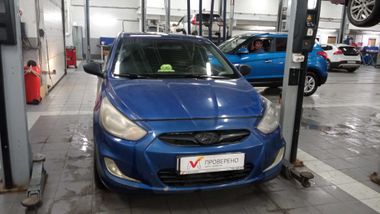 Hyundai Solaris 2013 года, 179 217 км - вид 3