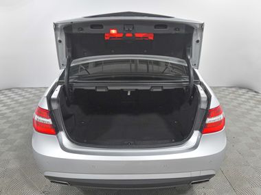 Mercedes-Benz E-класс 2010 года, 178 021 км - вид 17