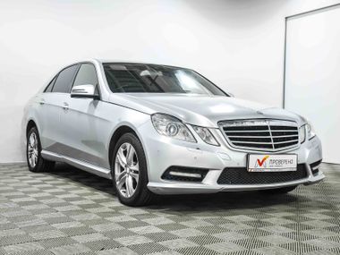 Mercedes-Benz E-класс 2010 года, 178 021 км - вид 4