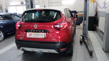 Renault Kaptur 2018 года, 63 341 км - вид 3