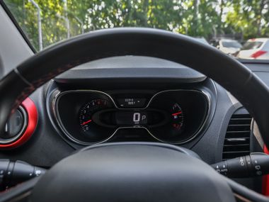 Renault Kaptur 2018 года, 63 341 км - вид 5