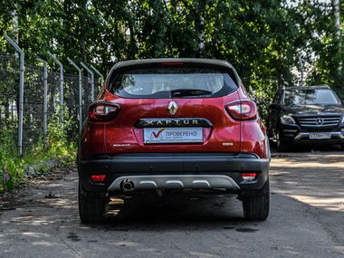 Renault Kaptur 2018 года, 63 341 км - вид 4