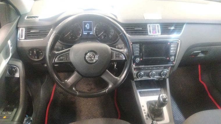 Skoda Octavia 2014 года, 221 045 км - вид 5