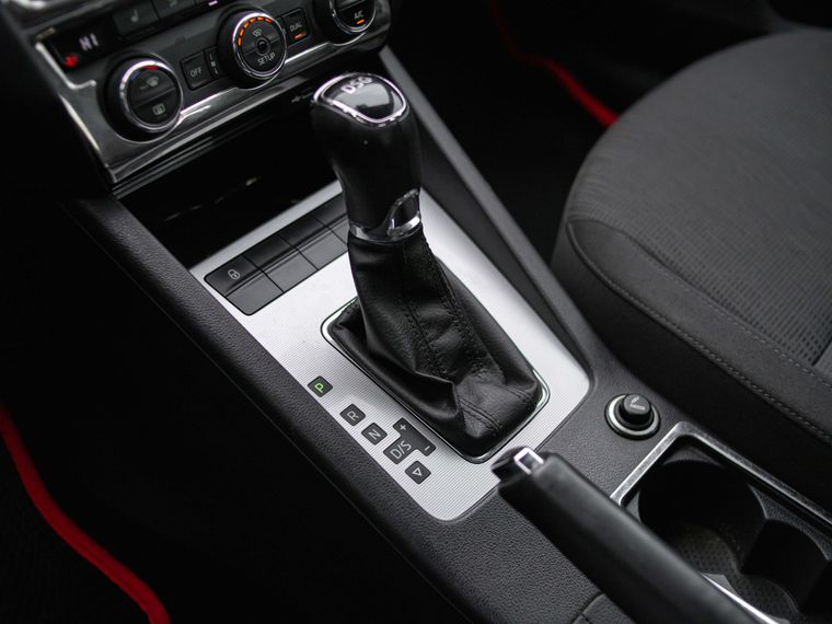 Skoda Octavia 2014 года, 221 045 км - вид 9