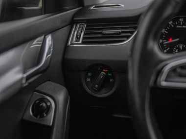 Skoda Octavia 2014 года, 221 045 км - вид 11