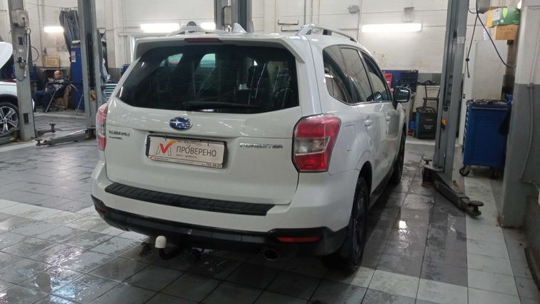 Subaru Forester 2015 года, 191 939 км - вид 3