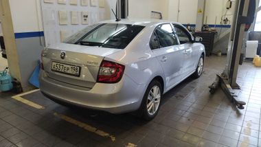 Skoda Rapid 2018 года, 54 130 км - вид 6