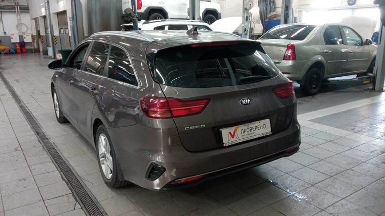 KIA Ceed 2020 года, 83 365 км - вид 4
