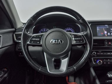 KIA Optima 2018 года, 141 584 км - вид 9