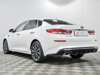 KIA Optima 2018 года, 141 584 км - вид 6