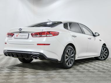 KIA Optima 2018 года, 141 584 км - вид 4