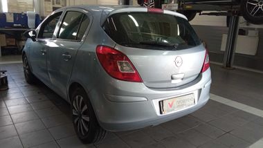 Opel Corsa 2008 года, 206 500 км - вид 4