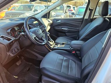 Ford Kuga 2017 года, 143 904 км - вид 15