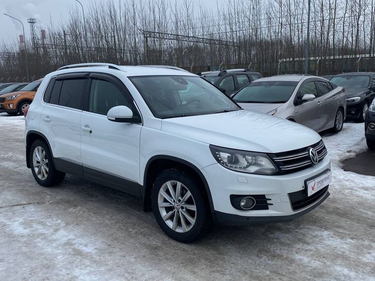 Volkswagen Tiguan 2015 года, 196 886 км - вид 3