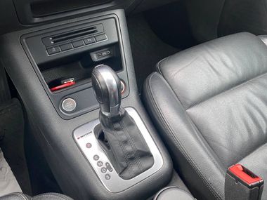 Volkswagen Tiguan 2015 года, 196 886 км - вид 13