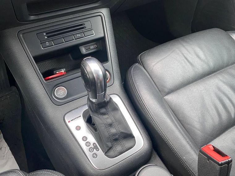 Volkswagen Tiguan 2015 года, 196 886 км - вид 13