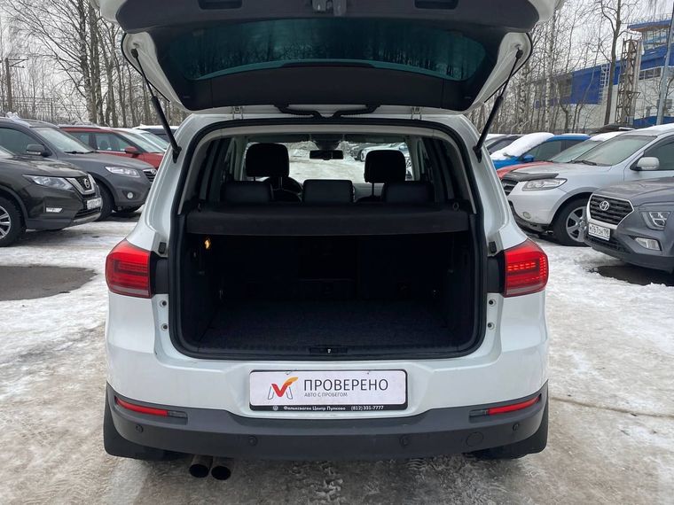 Volkswagen Tiguan 2015 года, 196 886 км - вид 17