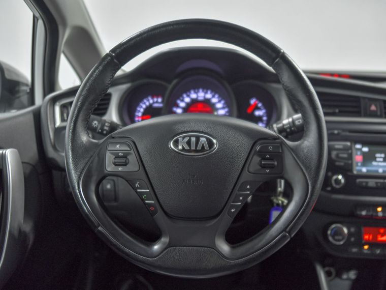 KIA Ceed 2017 года, 122 998 км - вид 9