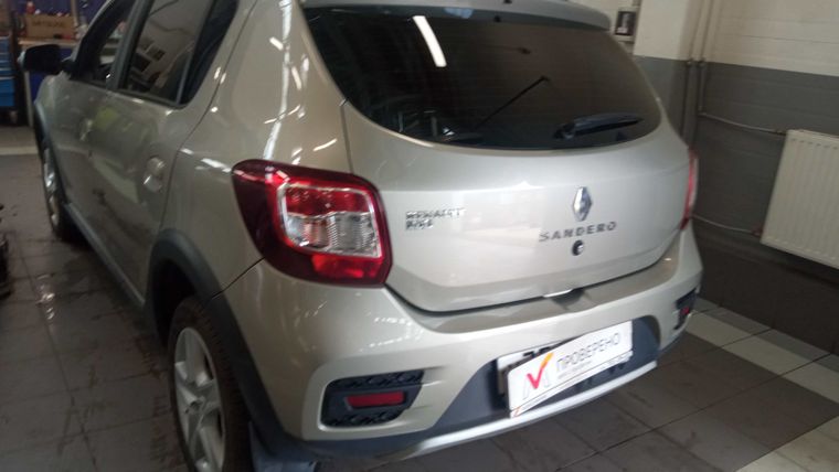 Renault Sandero Stepway 2017 года, 77 375 км - вид 4