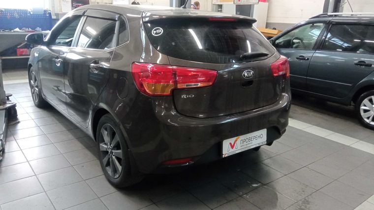 KIA Rio 2015 года, 137 716 км - вид 4