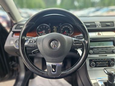 Volkswagen Passat 2010 года, 313 340 км - вид 10