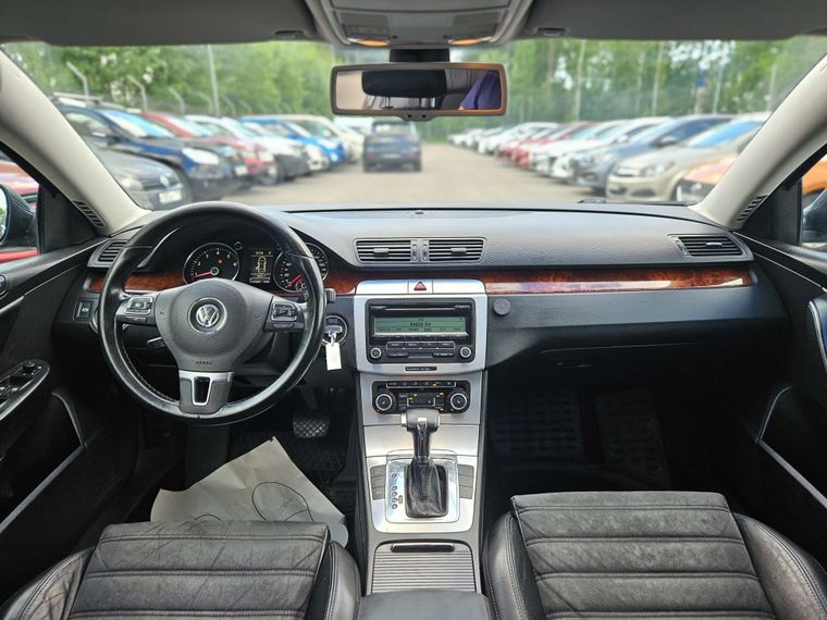 Volkswagen Passat 2010 года, 313 340 км - вид 12