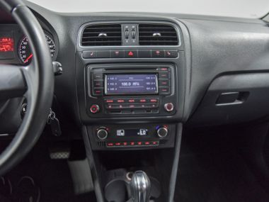 Volkswagen Polo 2013 года, 160 864 км - вид 9