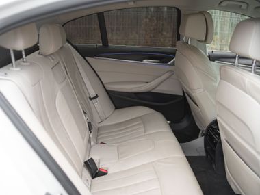 BMW 5 серия 2017 года, 174 180 км - вид 15