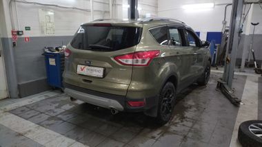 Ford Kuga 2014 года, 152 518 км - вид 3